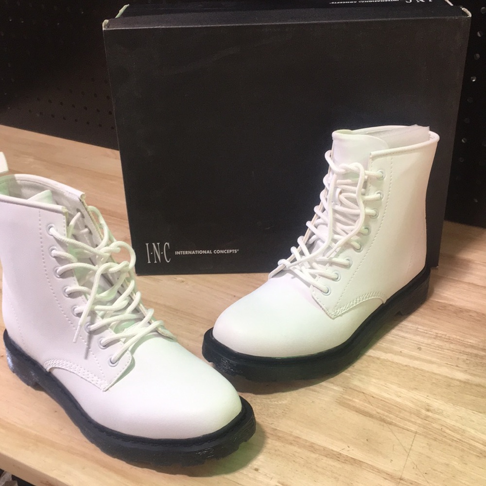 New WB Woman’s INC White Lace-Up Combat Boots for Women
